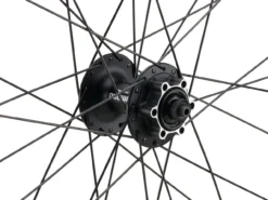 Urban Alivio Disc 6-Loch DT Swiss 466d 28" Laufradsatz -Fahrradkomponenten Geschäft 399647